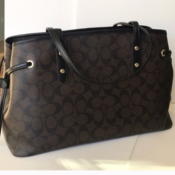 💦🌸coach carryall drawstring tote🌸shoulder bag - Picture 6 of 8